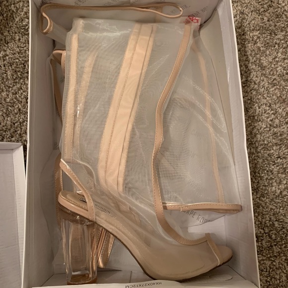 Heels - Picture 2 of 2